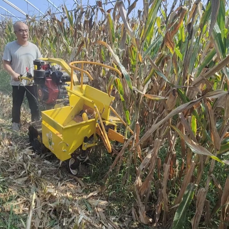 低価格ミニファーム用コーンハーベスター販売中（スイートコーン - Combine Harvester Mini のレビューと価格