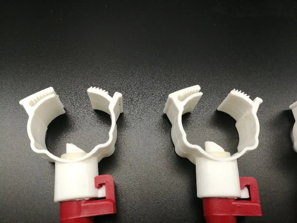 100 セット鶏ツール水飲み場直径 20 ミリメートルボール - Chicken Nipple Drinker のレビューと価格